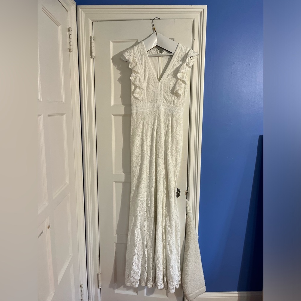 Lulu's White Lace Maxi Dress